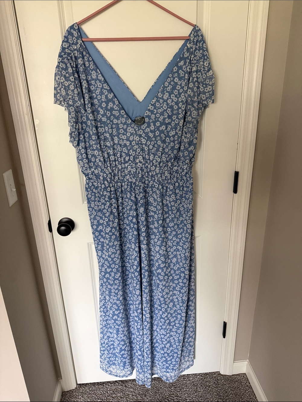 ARULA Light Blue Floral Maxi Dress